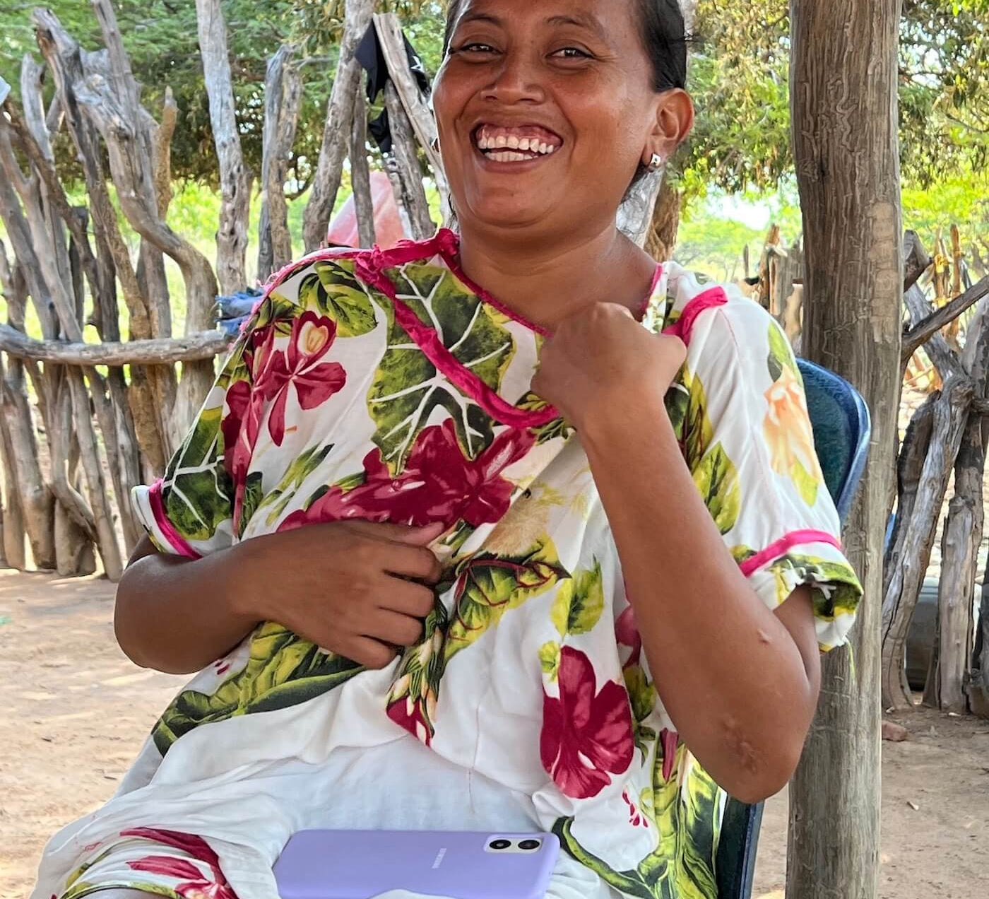 Wayuu weaver from Hiotshy, Jennifer