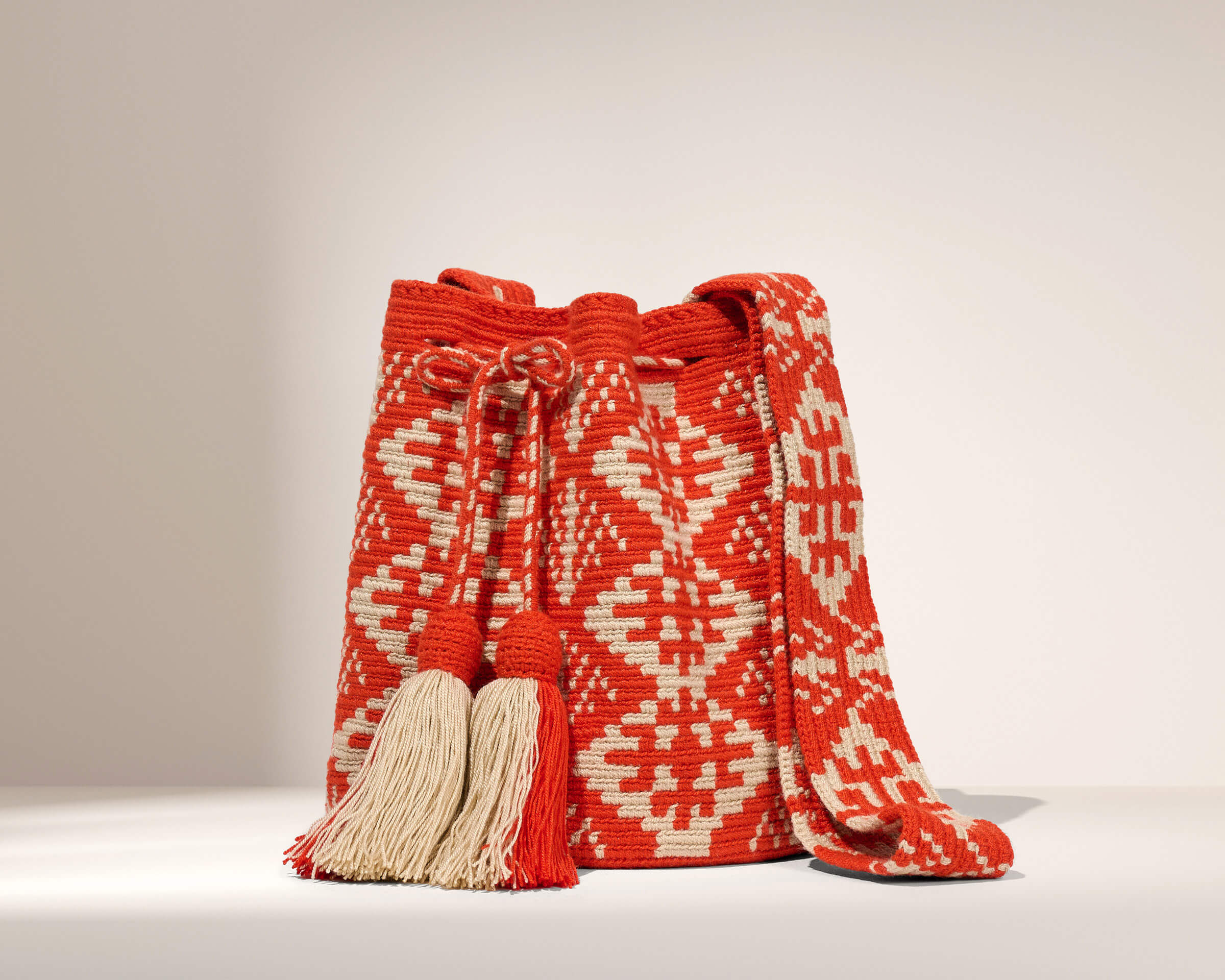 Üit Duo Tono – Wayuu Mochila Crossbody Bag – OneThreadCollective