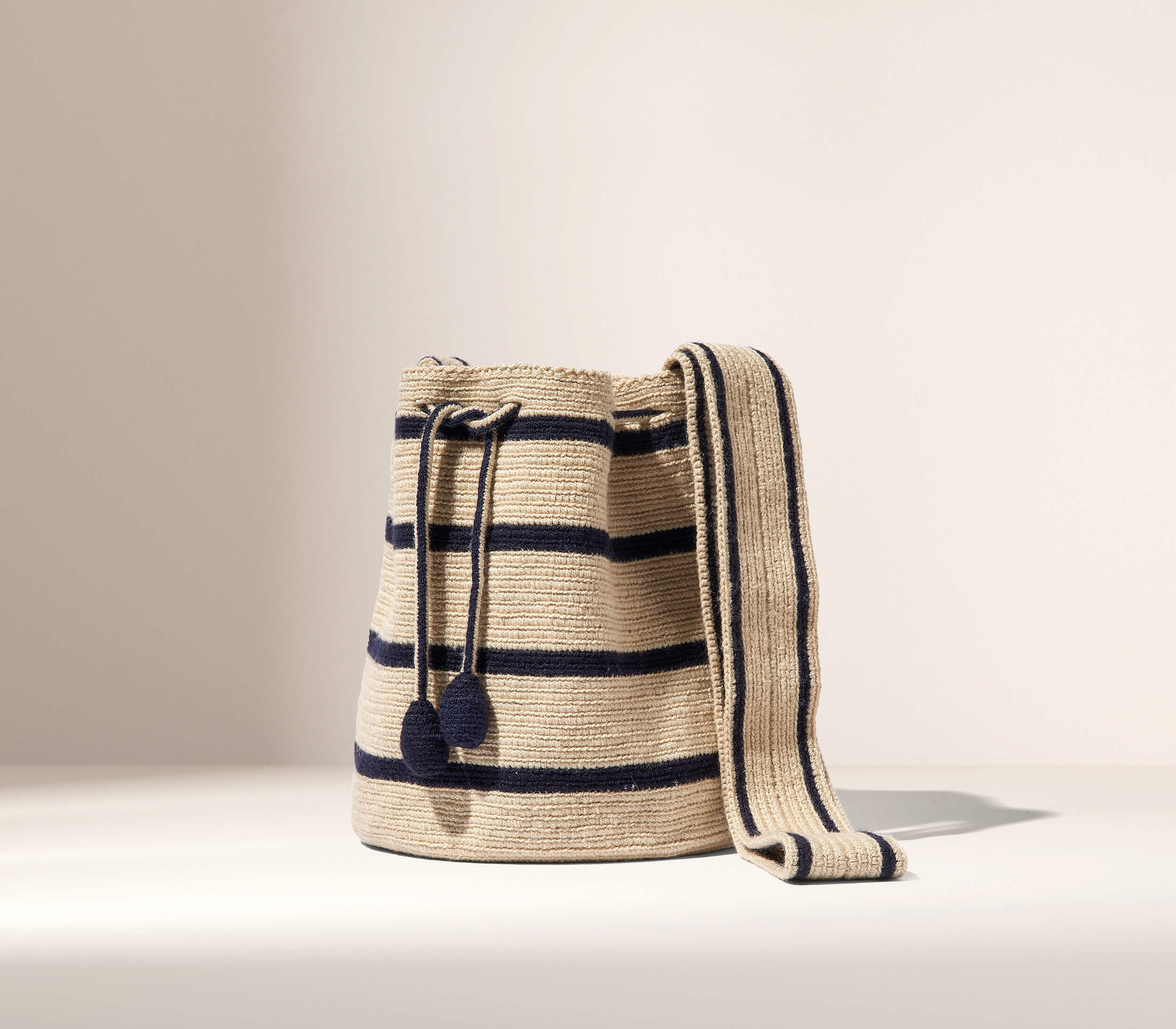 Sencilla – Wayuu Crossbody Mochila – OneThreadCollective