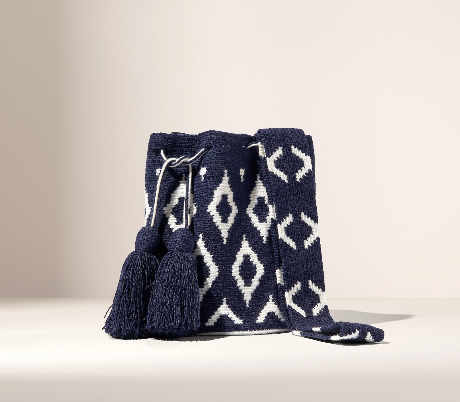 Toohu – Wayuu Crossbody Mochila – OneThreadCollective